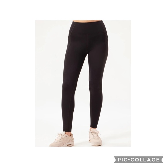 Girlfriend Collective Black Compressive Pocket Leggings In Black: S - Oprah Fav - Picture 3 of 7